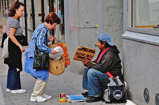 Helping_the_homeless (2)